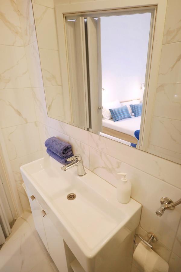 Sea View Studio Apartment Zára Kültér fotó