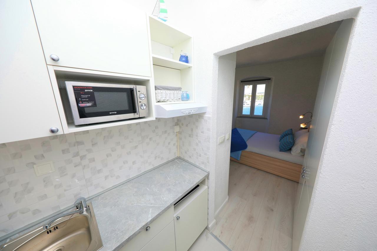 Sea View Studio Apartment Zára Kültér fotó