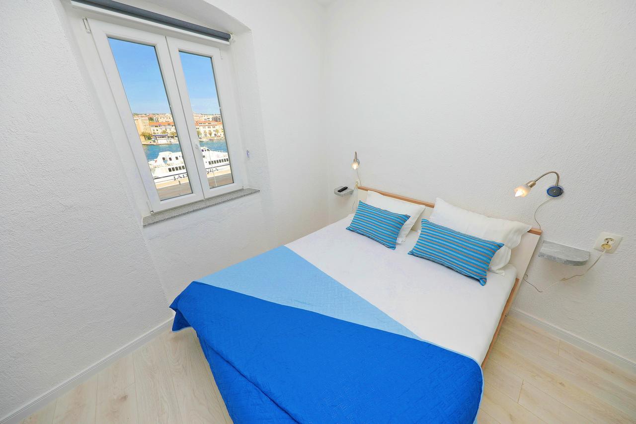 Sea View Studio Apartment Zára Kültér fotó